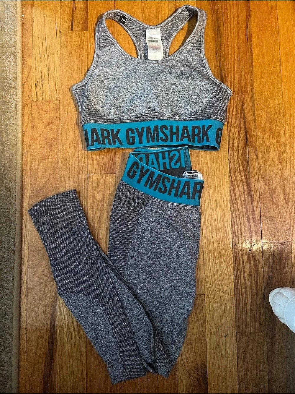 Gymshark Flex Sports Bra and Leggings Set Grey Marl & Teal Blue